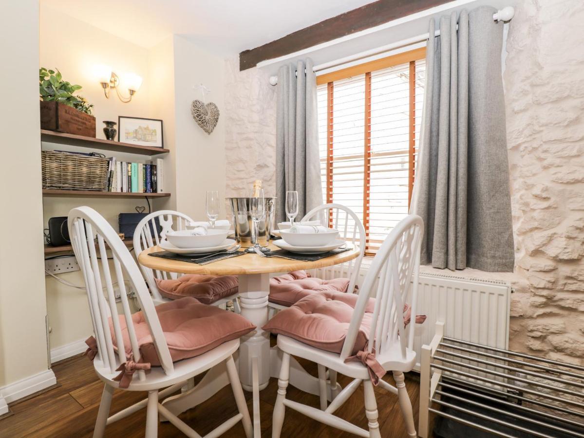 Corner Cottage Malmesbury Εξωτερικό φωτογραφία